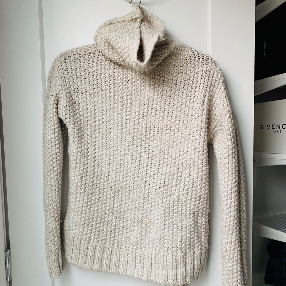Turtle neck sweater in beige color
